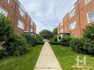 Parkside Condominiums subdivision in Evanston, IL