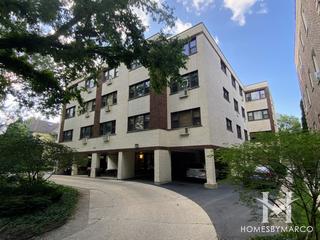 Reba Place Condominiums