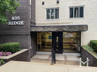 Ridge Terrace building in Evanston, IL