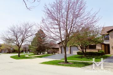 Poplar Creek subdivision in Hoffman Estates, IL