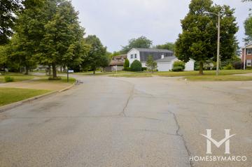 Stony Ridge subdivision in Hoffman Estates, IL