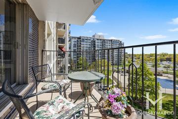 Highland Towers building in Niles, IL