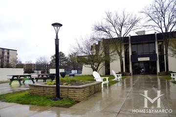 Terrace Square building in Niles, IL