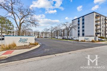 Terrace Square building in Niles, IL