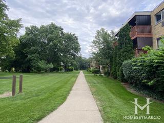 Birch Manor subdivision in Mount Prospect, IL