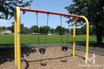 Camelot subdivision in Mount Prospect, IL