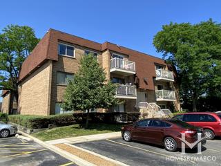 Central Village subdivision in Mount Prospect, IL