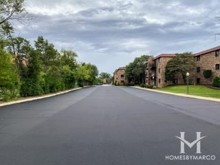 Cinnamon Cove building in Mount Prospect, IL