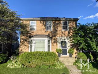 Colonial Manor subdivision in Mount Prospect, IL