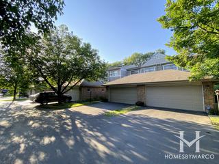 Courts of Hill Street subdivision in Mount Prospect, IL