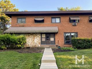 Courts of Randview subdivision in Mount Prospect, IL