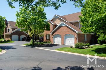 Courts of St John subdivision in Mount Prospect, IL