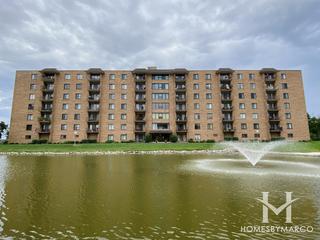 Crystal Towers building in Mount Prospect, IL