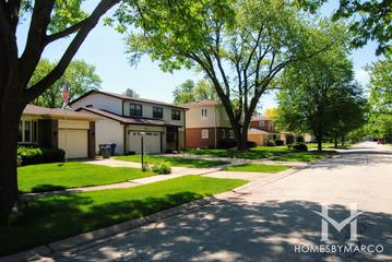 Elk Ridge Villas subdivision in Mount Prospect, IL