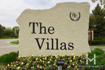 Boulder Ridge West Villa subdivision in Lake in the Hills, IL