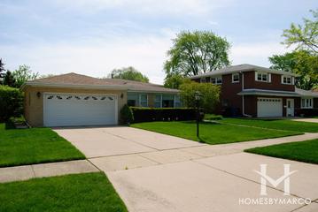 Golfhurst subdivision in Mount Prospect, IL