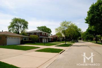 Golfhurst subdivision in Mount Prospect, IL