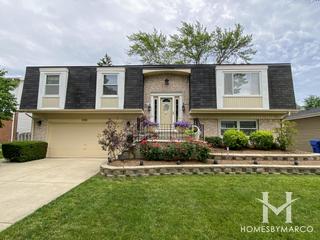 Mount Shire subdivision in Mount Prospect, IL