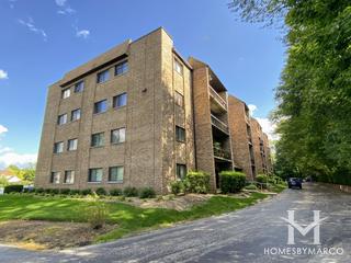 Orchard Vale subdivision in Mount Prospect, IL