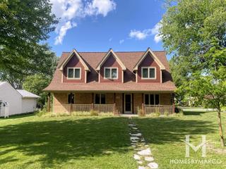 Prospect Meadows subdivision in Mount Prospect, IL