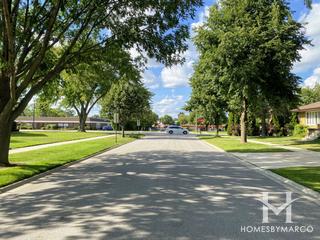Randview Gardens subdivision in Mount Prospect, IL