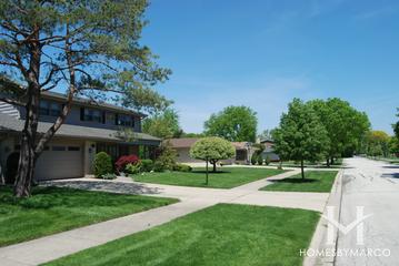 Windsor Estates subdivision in Mount Prospect, IL