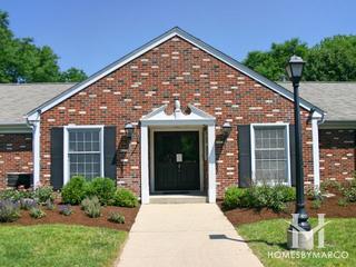 Bright Oaks subdivision in Cary, IL