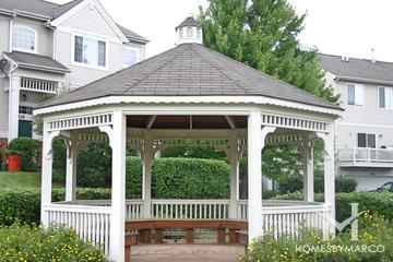 Cary Woods subdivision in Cary, IL