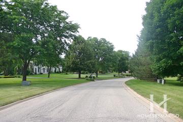 Fawn Ridge subdivision in Cary, IL