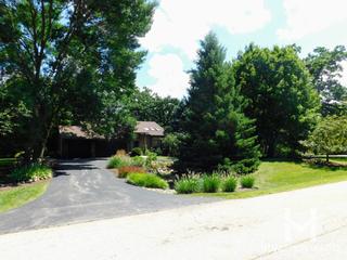 Nippersink Estates subdivision in Round Lake, IL