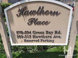 Hawthorn Place subdivision in Glencoe, IL
