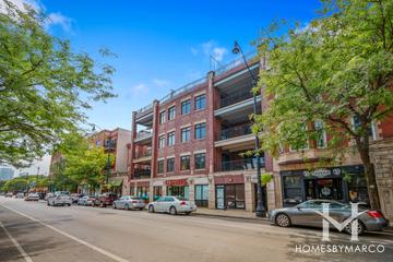 Emerald City building in the Lincoln Park neighborhood of Chicago, IL