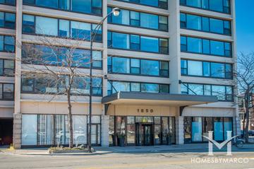 Hemingway House building in the Old Town neighborhood of Chicago, IL