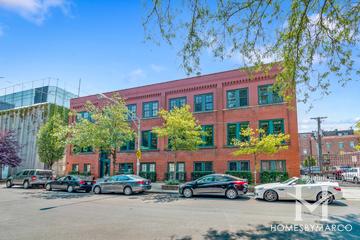 Piano Factory Lofts building in the Lincoln Park neighborhood of Chicago, IL