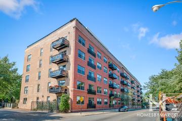 Regal Lofts building in the Lincoln Park neighborhood of Chicago, IL