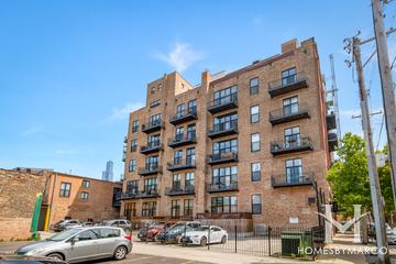 Blue Moon Lofts building in the West Loop neighborhood of Chicago, IL
