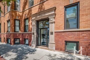 Kensington building in the West Loop neighborhood of Chicago, IL