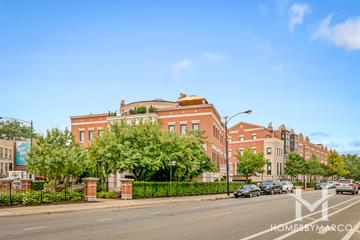 The Pointe subdivision in the Lincoln Park neighborhood of Chicago, IL