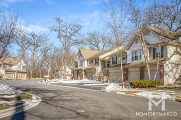 Oaks at Hidden Glen subdivision in Streamwood, IL