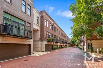 Columbia Place subdivision in the Lake View neighborhood of Chicago, IL
