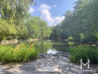 Brook Lane subdivision in Palos Park, IL