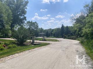 Chinquapin Hills subdivision in Palos Park, IL