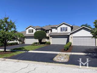 Baileys Crossing subdivision in Lemont, IL