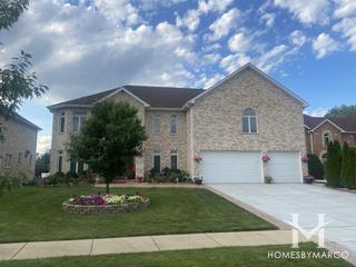 Meadowbrook Estates subdivision in Roselle, IL