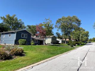 Brentwood Estates subdivision in Palatine, IL