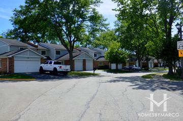 Golfview Commons subdivision in Palatine, IL