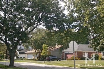 Hunting Ridge subdivision in Palatine, IL