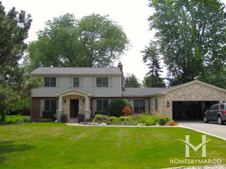 Lake Park Estates subdivision in Palatine, IL