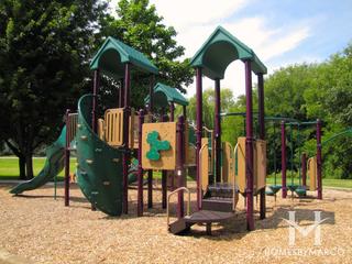 Willow Walk subdivision in Palatine, IL