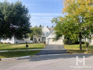 Doves Landing subdivision in Woodridge, IL